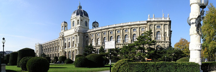 Naturhistorisches Museum in Wien - Open The Door 